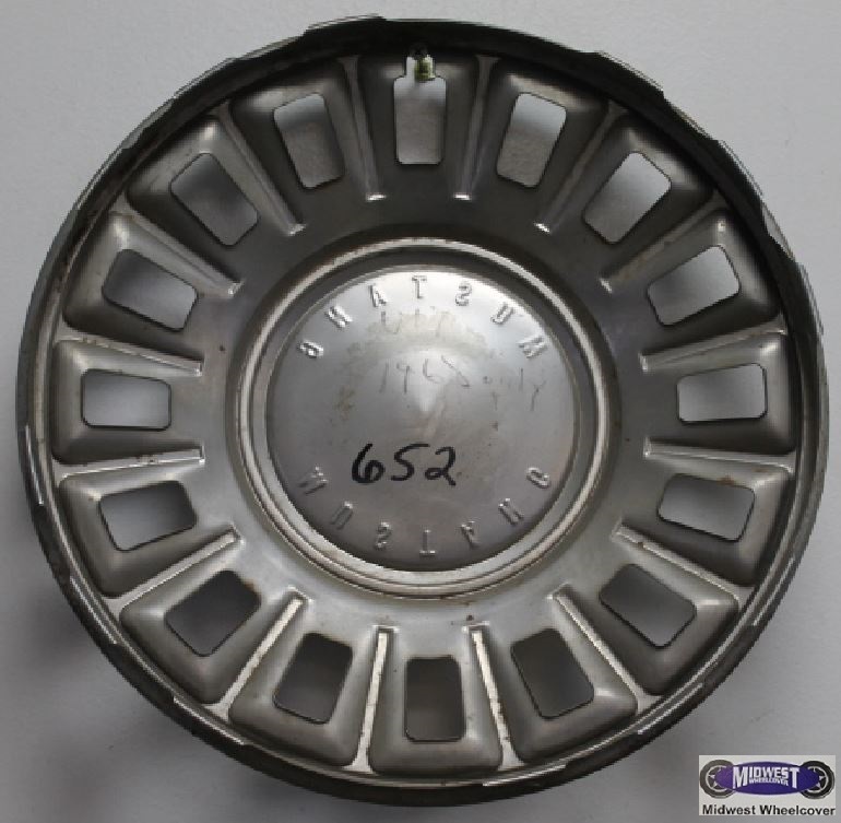 68 mustang hubcaps