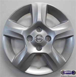 4 lug nut hubcaps