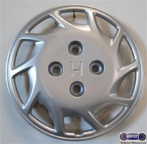 4 lug nut hubcaps